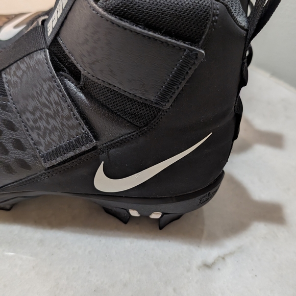 Nike Savage 2 Shark Black And White Football Fastflex Cleats Boys Size 5.5 - Picture 4 of 9